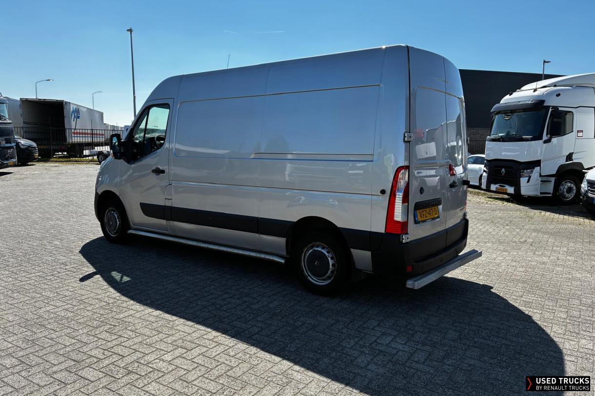 Renault Trucks Master 150