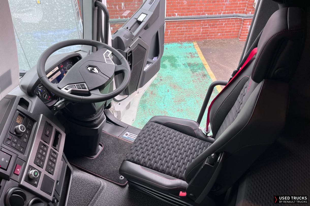 Renault Trucks T High 