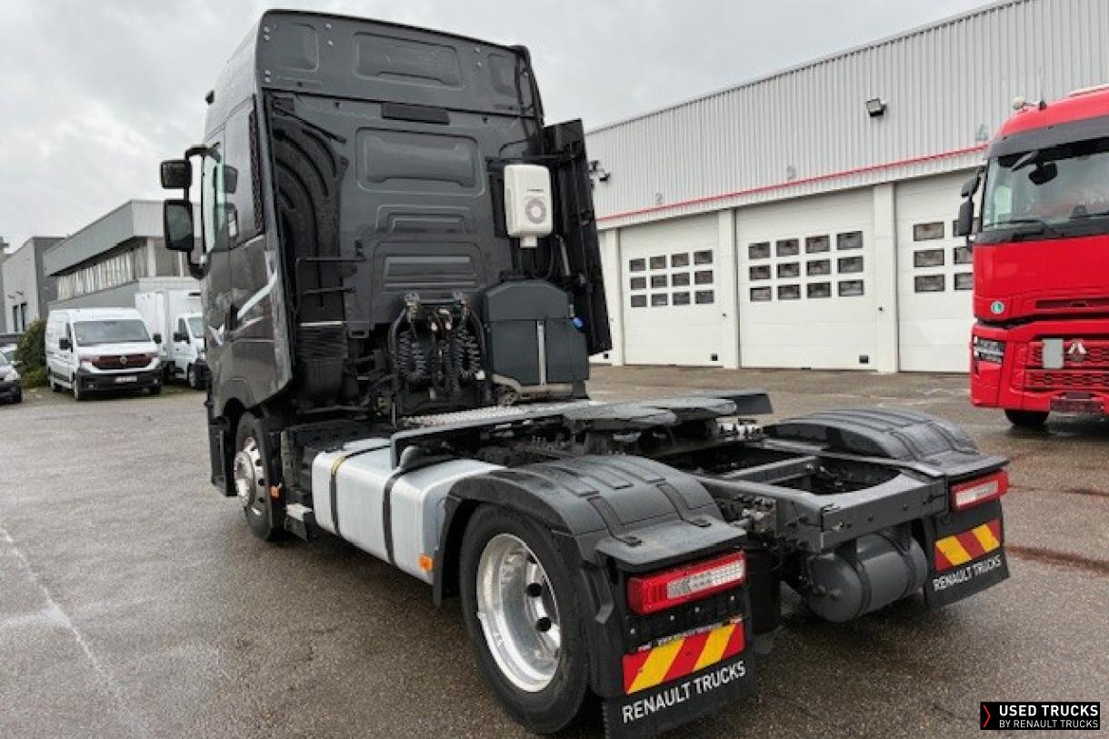 Renault Trucks T High 
