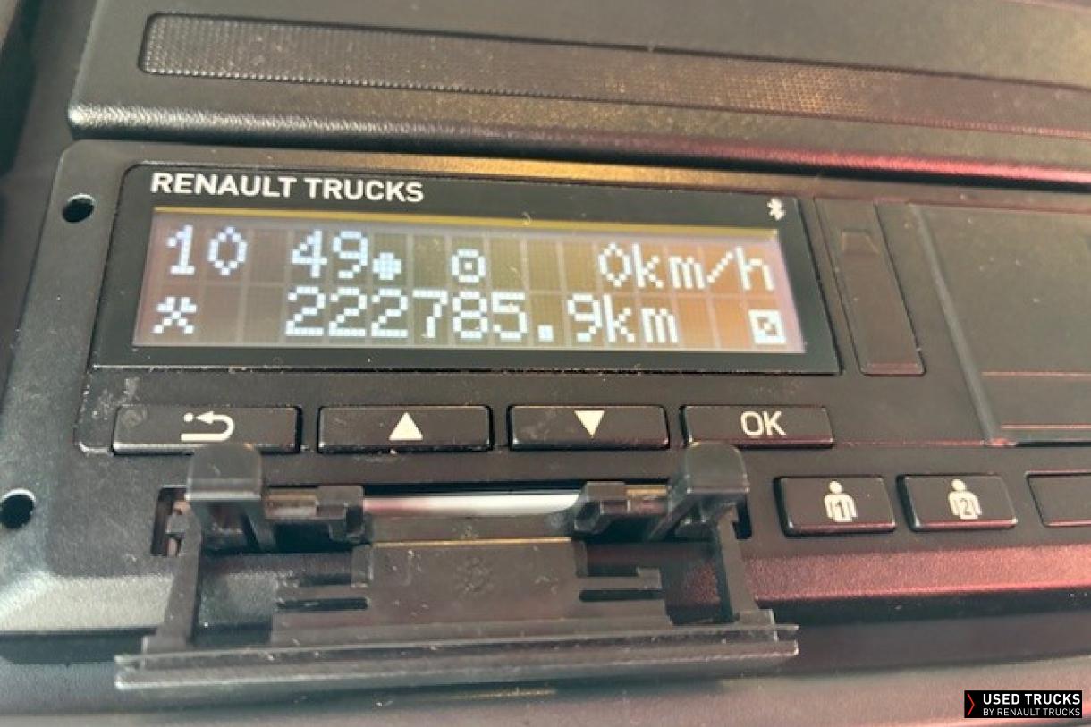 Renault Trucks T High 