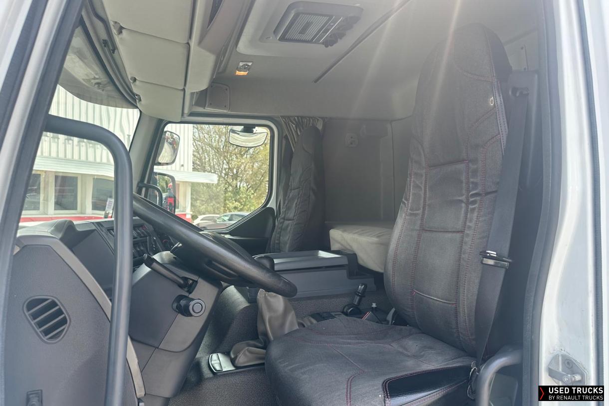 Renault Trucks Premium Distribution 310