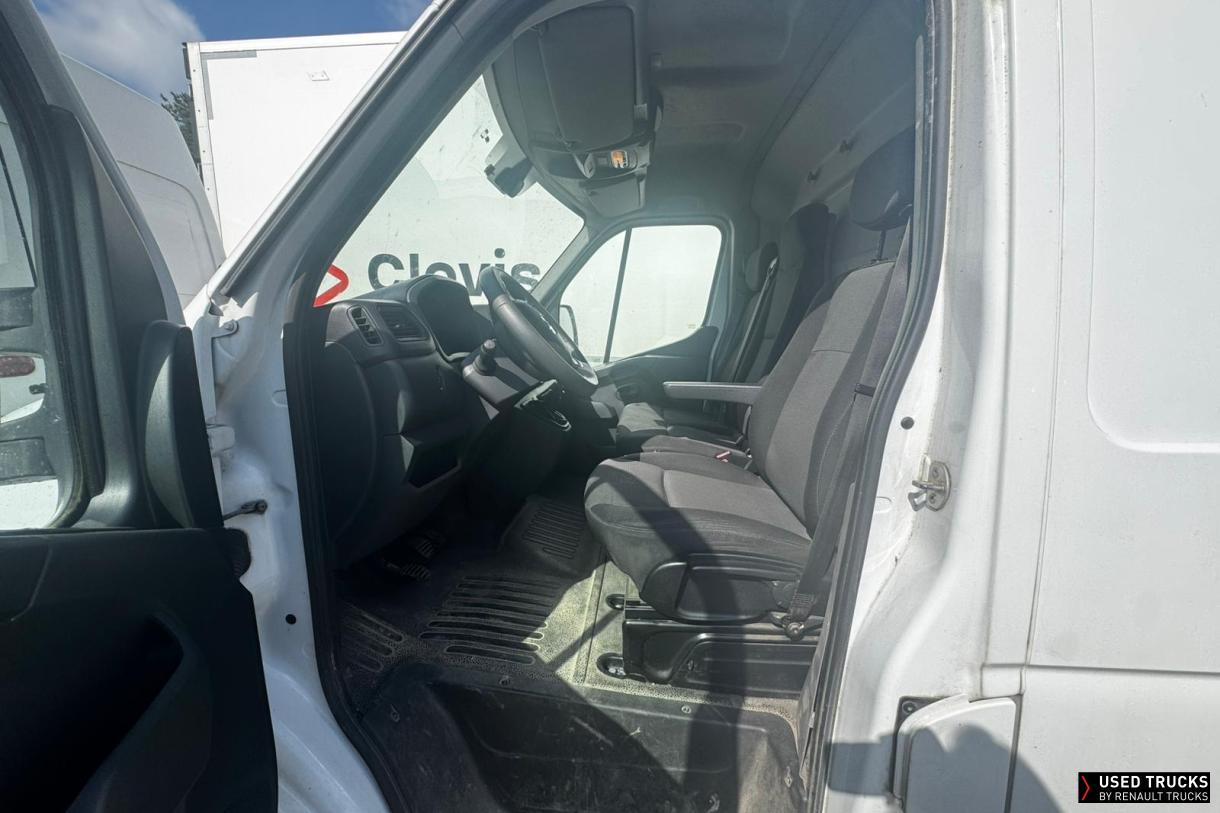 Renault Trucks Master 145