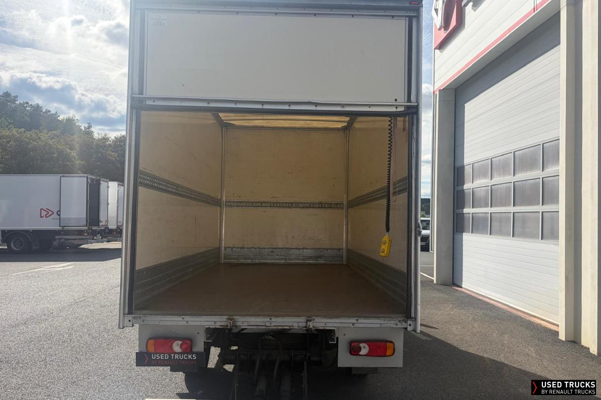 Renault Trucks Master 135