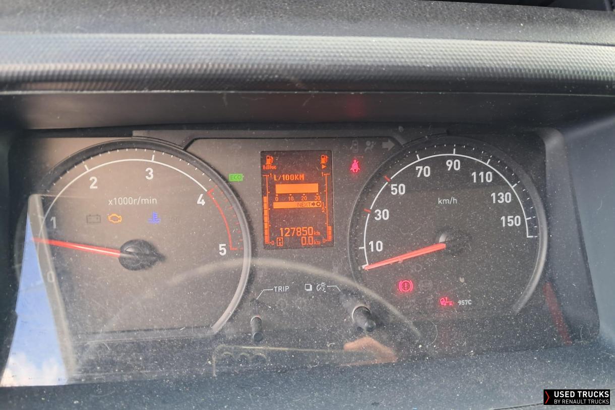 Renault Trucks Maxity 130