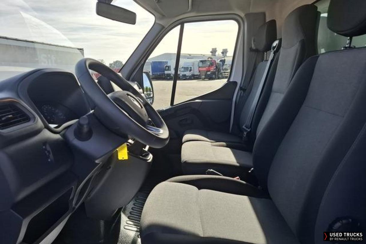Renault Master 145