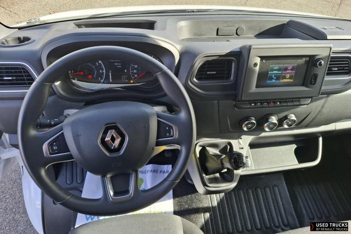 Renault Master 145
