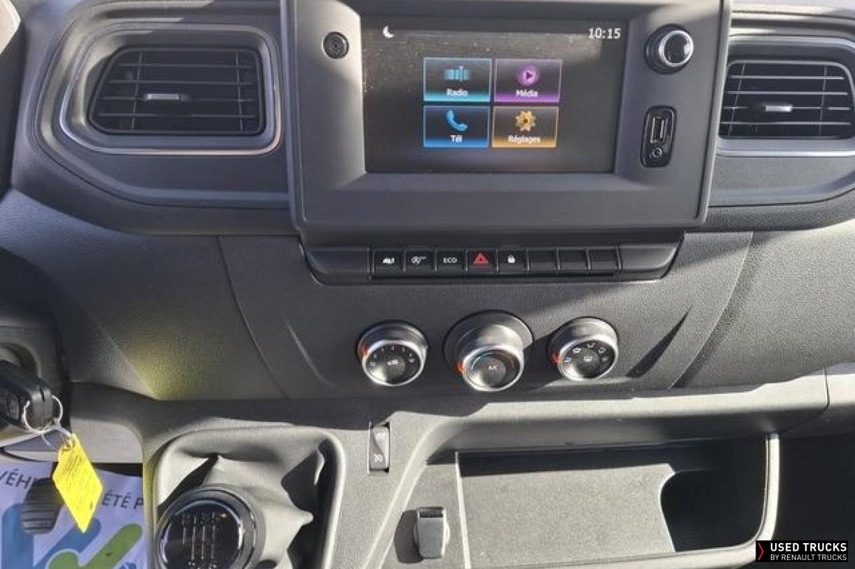 Renault Master 145