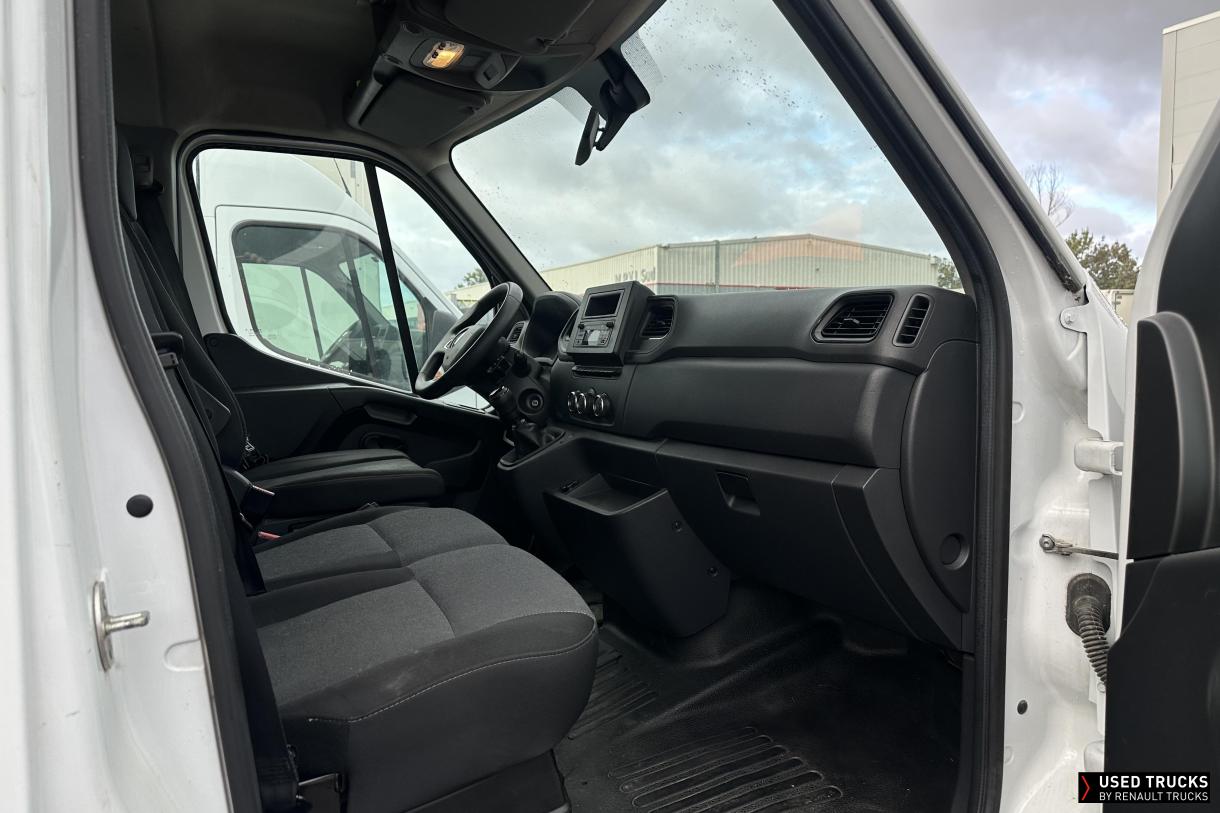 Renault Trucks Master 145