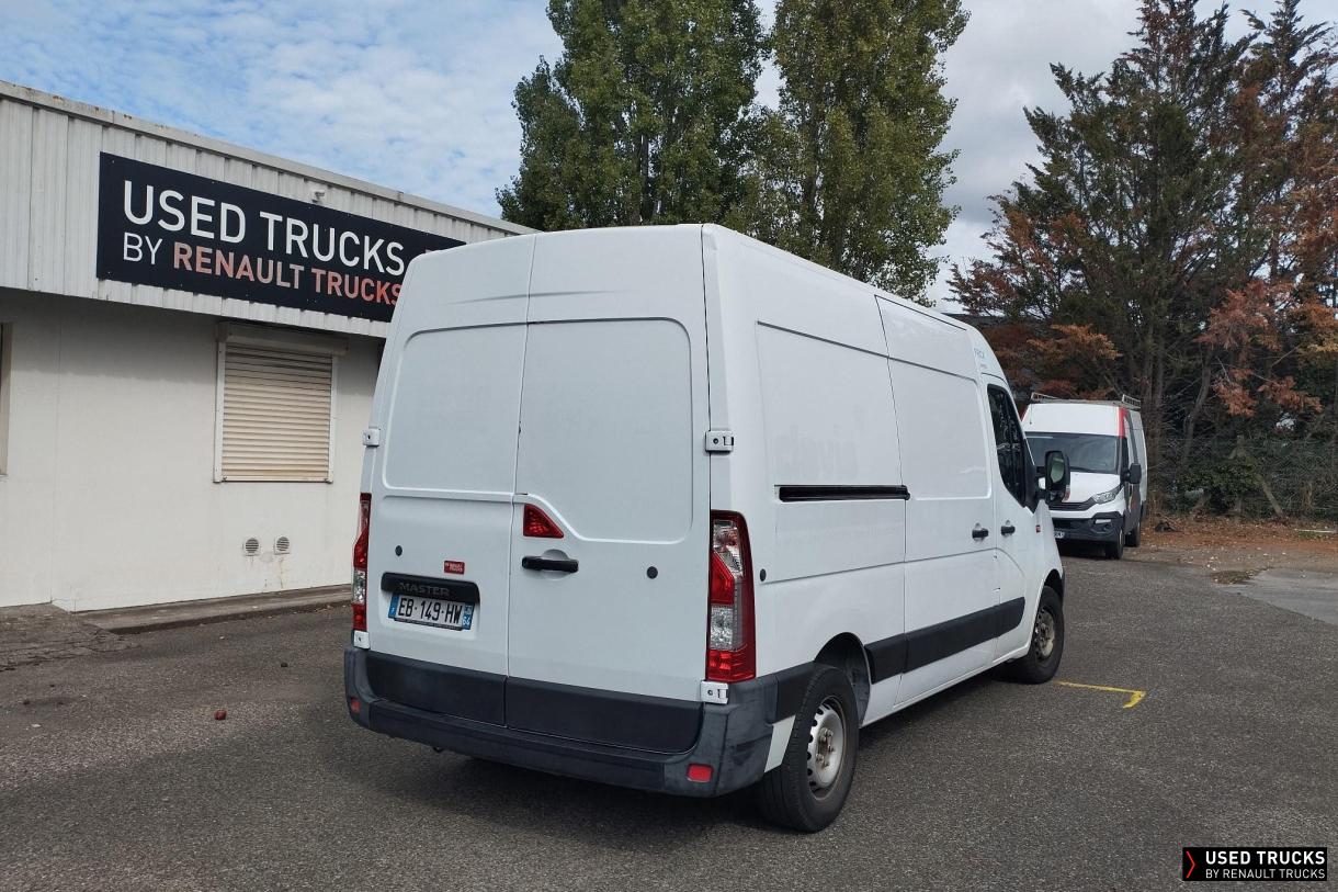 Renault Trucks Master 135
