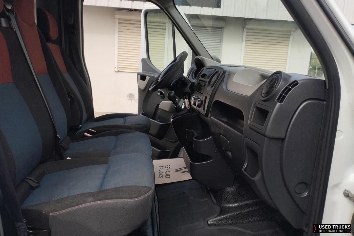 Renault Trucks Master 135