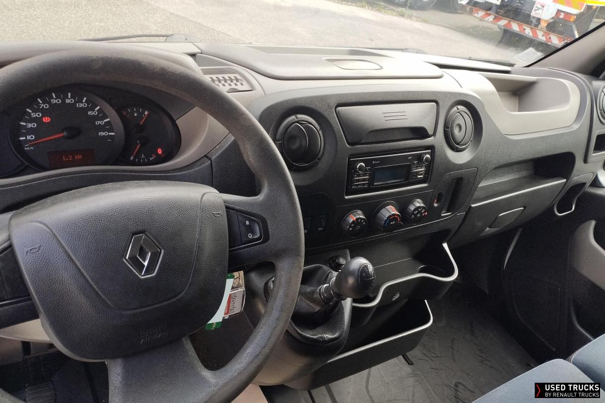 Renault Trucks Master 135