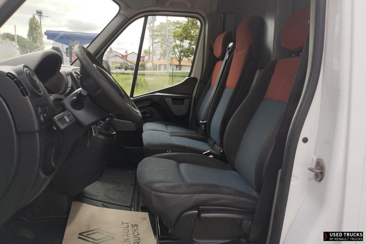 Renault Trucks Master 135
