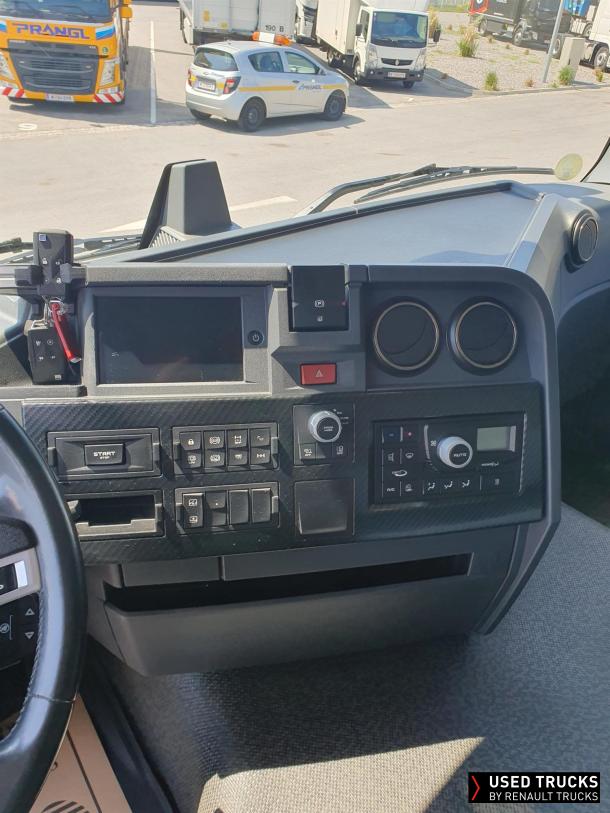 Renault Trucks T 440