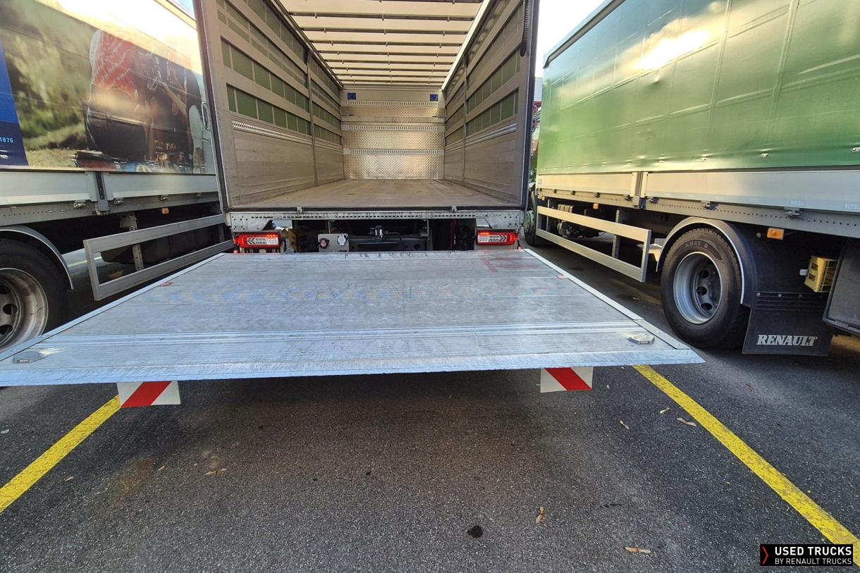 Renault Trucks D Cab 2.1 320