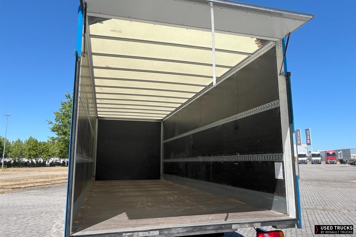 Renault Trucks D Cab 2.1 240
