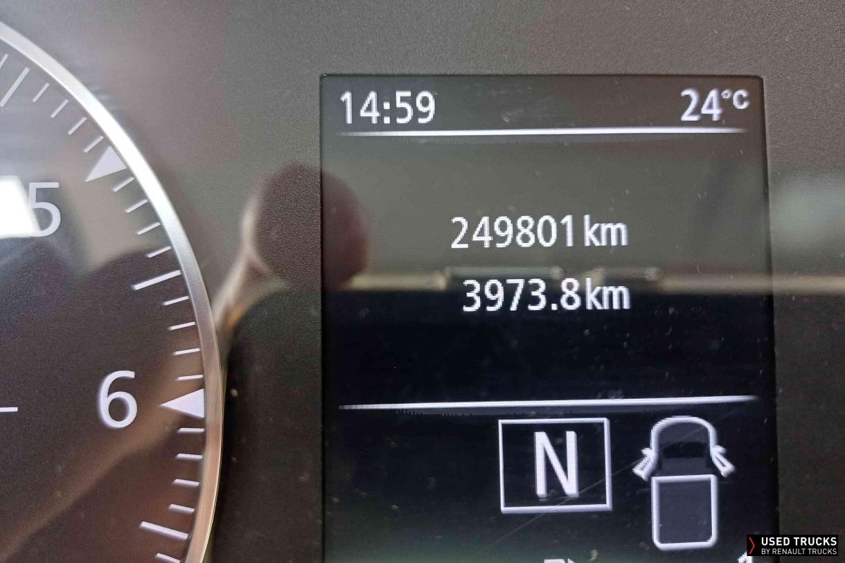 Renault Trucks Master 150