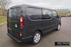 Renault Trucks Trafic
                                          