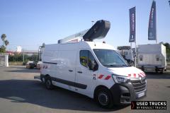 Renault Trucks Master
                                          145