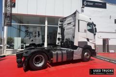Renault Trucks T High
                                          520