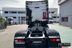 Renault Trucks T High
                                          520