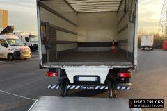 Renault Trucks D
                                          210