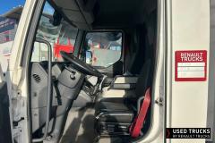 Renault Trucks D
                                          210