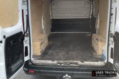 Renault Trucks Trafic
                                          150