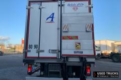 Renault Trucks D
                                          210