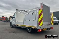 Renault Trucks Trafic
                                          120