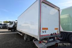 Renault Trucks D
                                          240