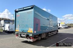 Renault Trucks D
                                          210