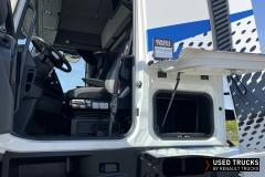 Renault Trucks T High
                                          520