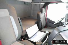 Renault Trucks T
                                          