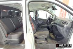 Renault Trucks Trafic
                                          